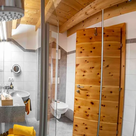 Kinderbauernhof Ierzerhof * Arzl im Pitztal