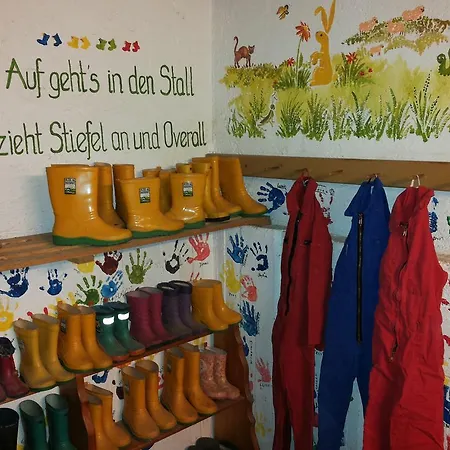 Kinderbauernhof Ierzerhof Arzl im Pitztal